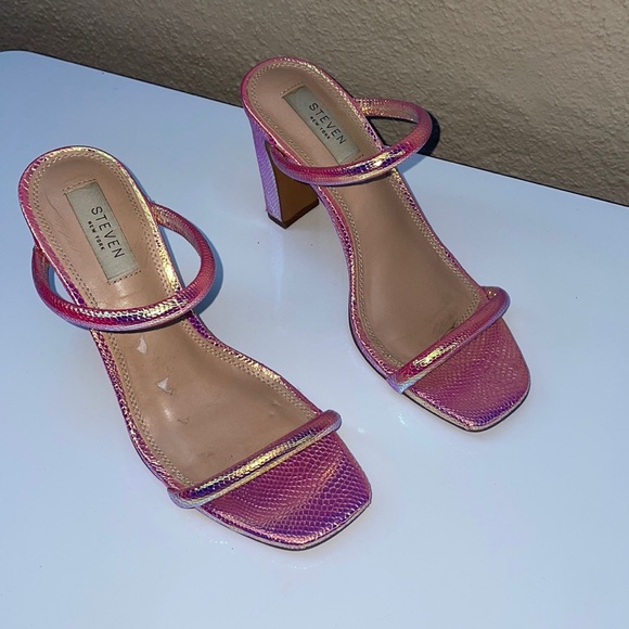 Steven New York Jacee Iridescent SM Sandal - Picture 2 of 9